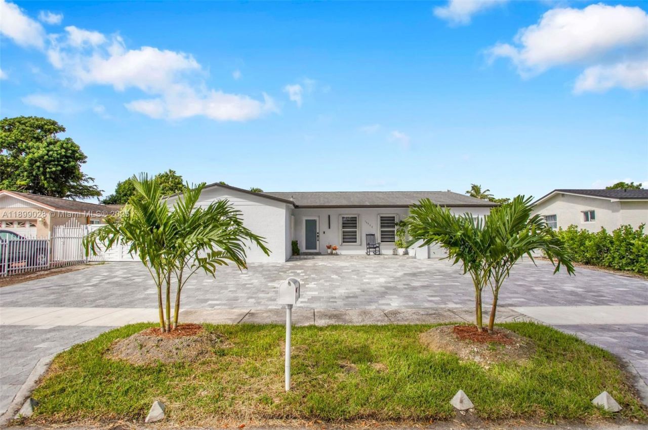 16922 SW 107th Pl, Miami, FL 33157 Photo