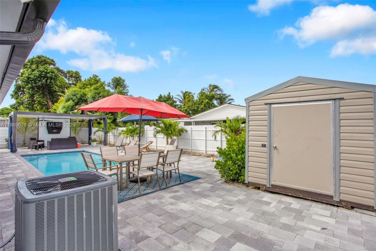 16922 SW 107th Pl, Miami, FL 33157 Photo