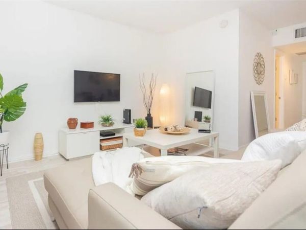 2301 Collins Ave, Unit 736, Miami Beach, FL 33139
