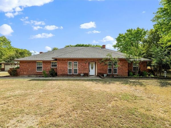 5030 Diamond Creek Drive, Midlothian, TX 76065