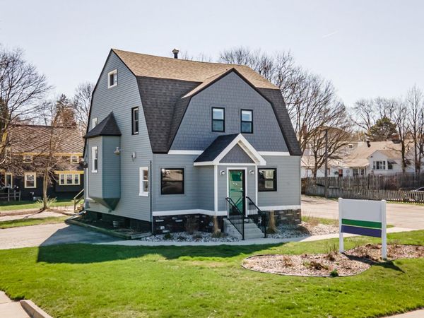 2325 S Cedar Street, Lansing, MI 48910