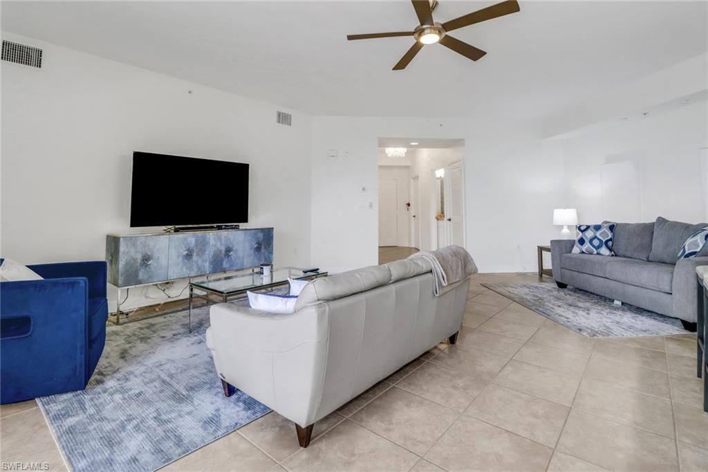 450 Bayfront Pl, Unit 4206, Naples, FL 34102 Photo