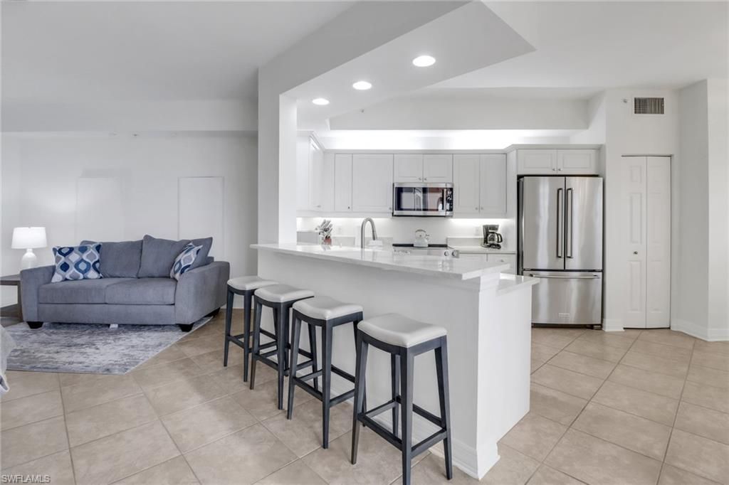 450 Bayfront Pl, Unit 4206, Naples, FL 34102 Photo