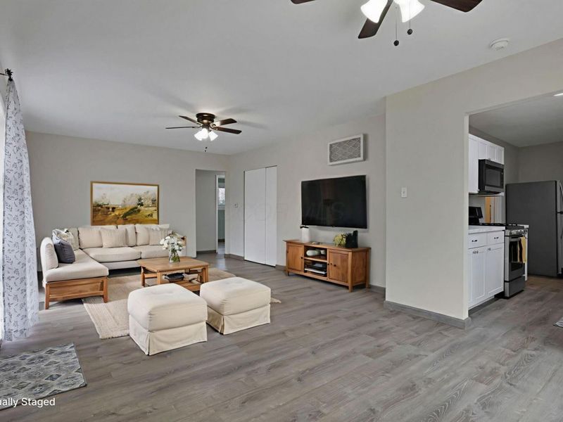 2963 Brownlee Avenue, Columbus, OH 43209 Photo 14