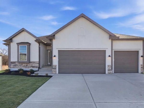 3041 NW 95th Terrace, Kansas City, MO 64154