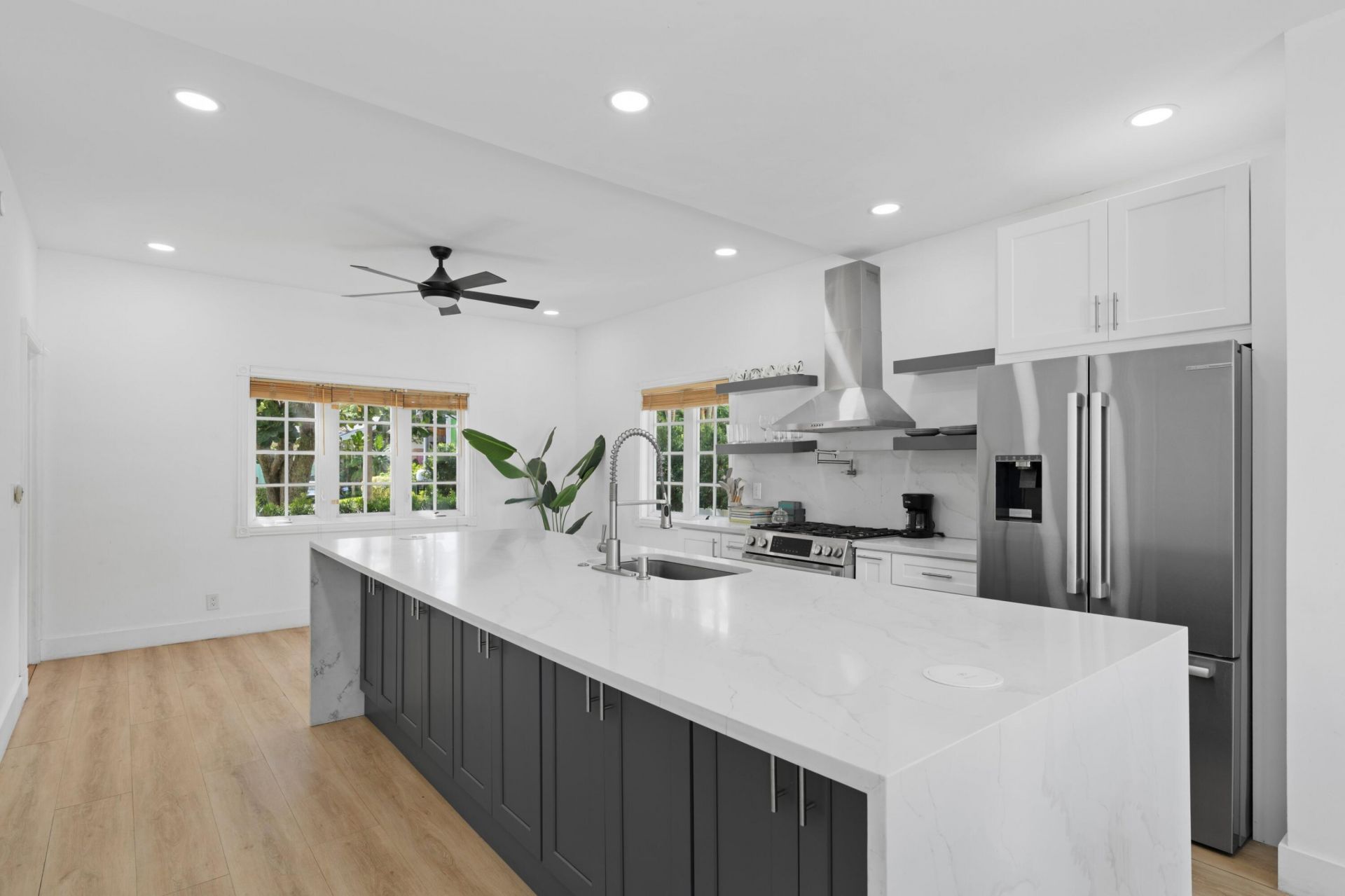 419 30th Street, West Palm Beach, FL 33407 Photo