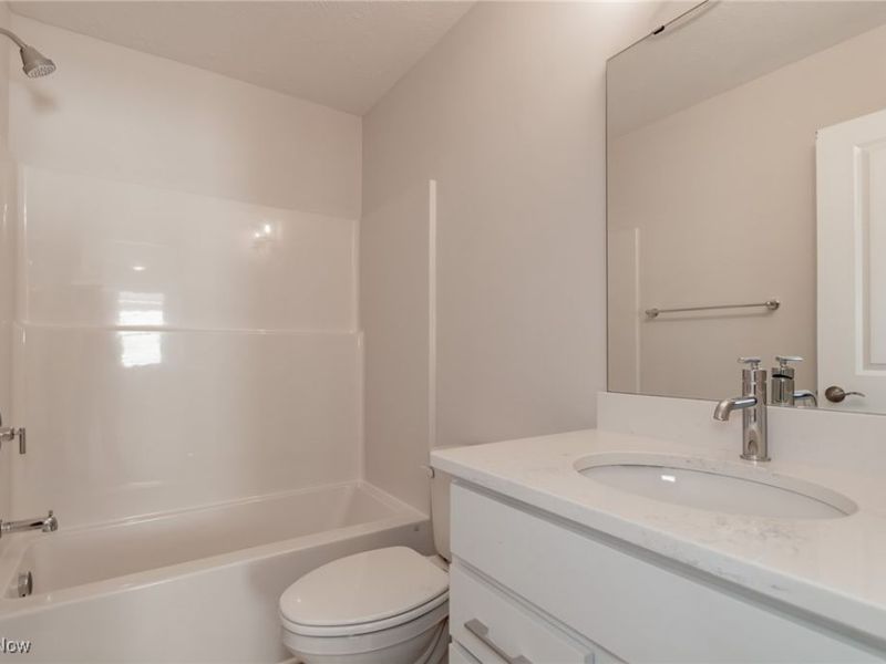 2265 E 97th Street, Cleveland, OH 44106 Photo 28