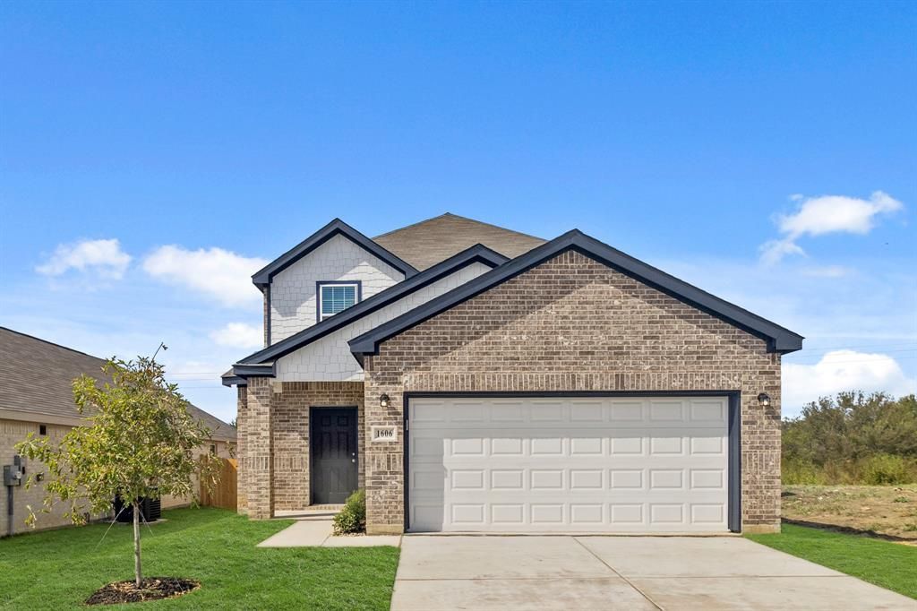 1606 Romans Road, Ennis, TX 75119 Main Photo