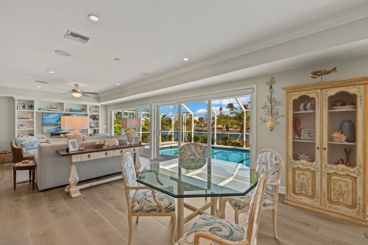 1674 Sabal Palm Dr, Sanibel, FL 33957 Photo