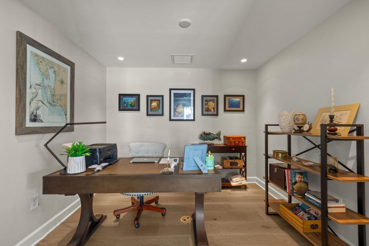 1674 Sabal Palm Dr, Sanibel, FL 33957 Photo