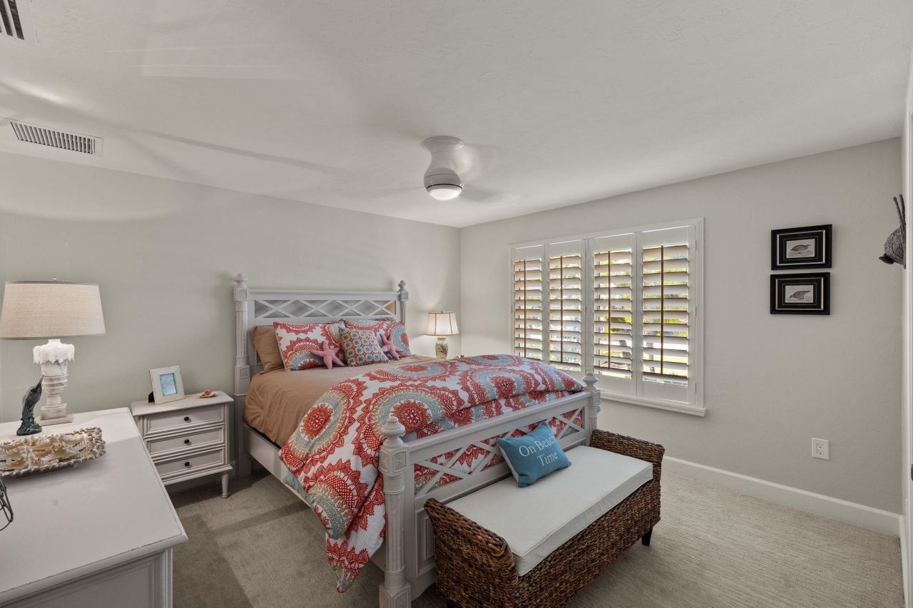 1674 Sabal Palm Dr, Sanibel, FL 33957 Photo