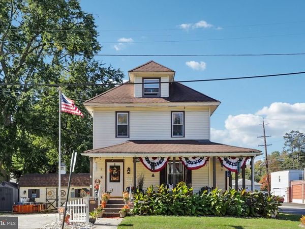 2 CRESTON AVENUE, AUDUBON, NJ 08106