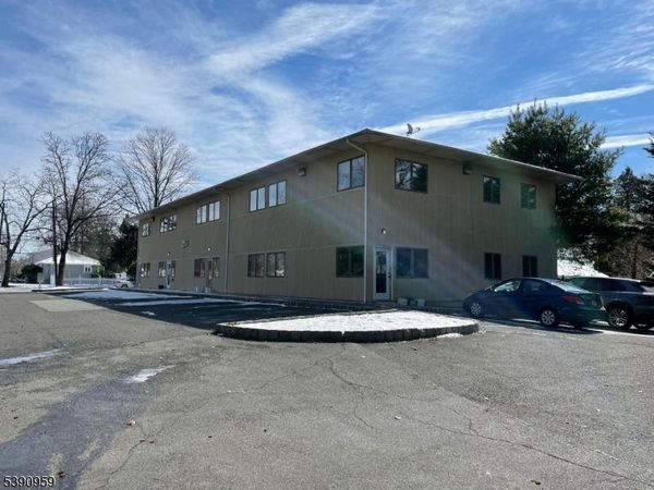 250 Stelton Rd, Piscataway, NJ 08854