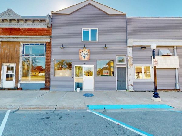 129 W Main Avenue, Rockford, IA 50468