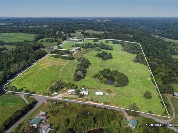 5319 Chastain Road, Mulberry, AR 72947