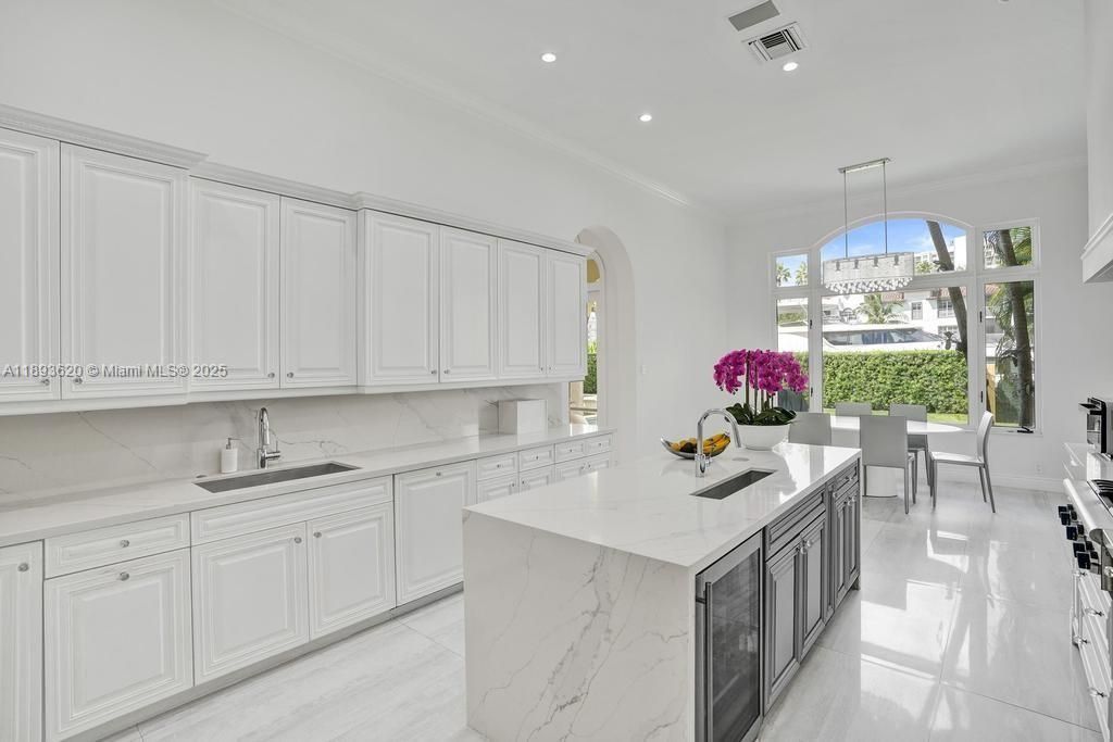 1516 Island Blvd, Aventura, FL 33160 Photo