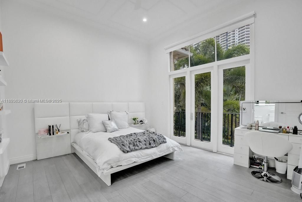 1516 Island Blvd, Aventura, FL 33160 Photo