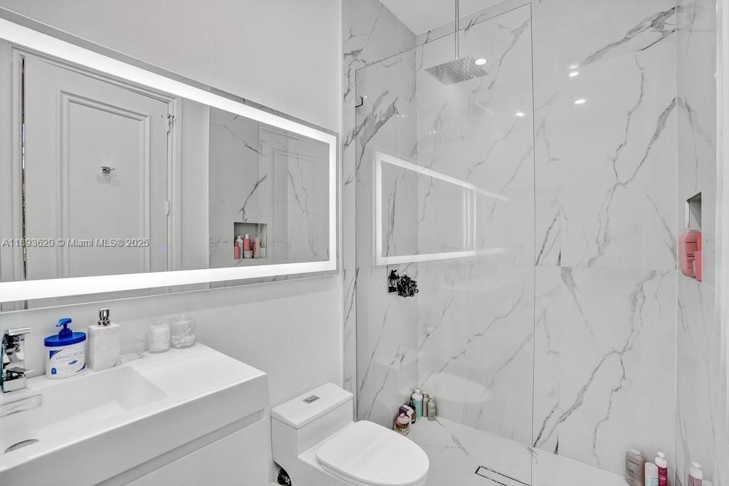 1516 Island Blvd, Aventura, FL 33160 Photo