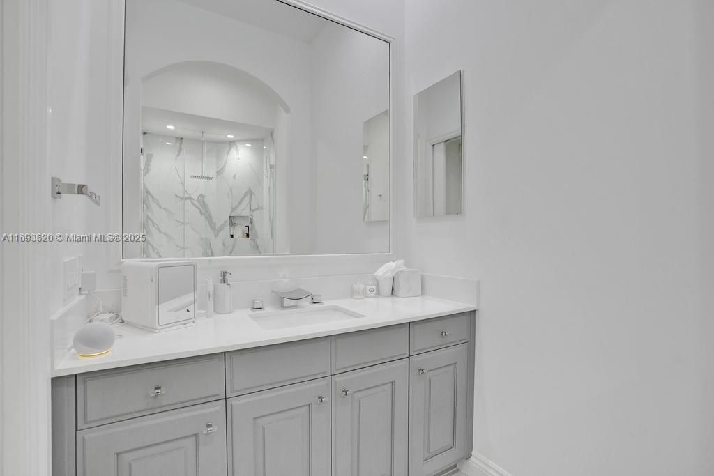 1516 Island Blvd, Aventura, FL 33160 Photo