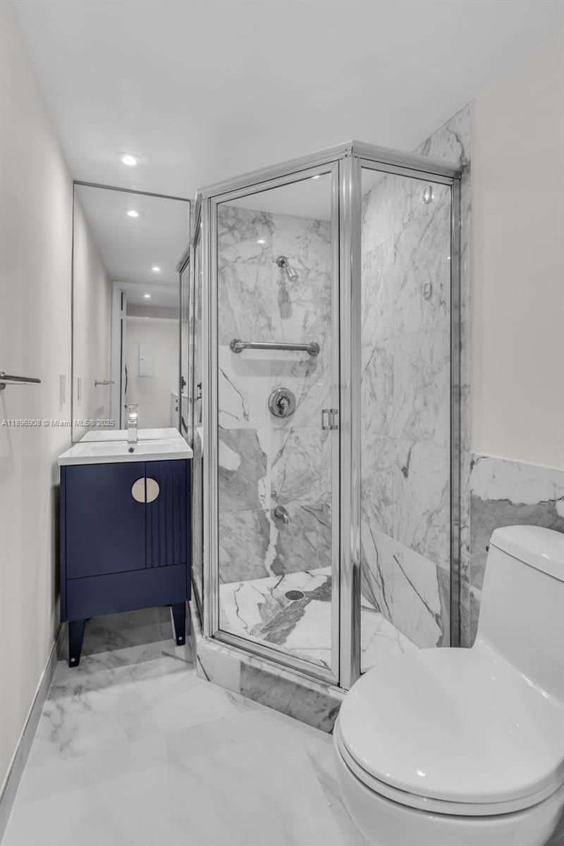 155 Ocean Lane Dr, Unit 302, Key Biscayne, FL 33149 Photo