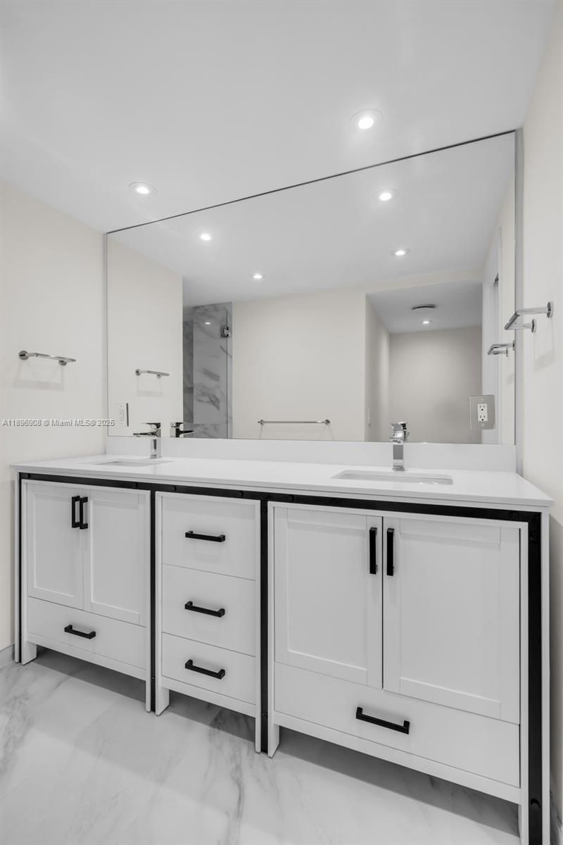 155 Ocean Lane Dr, Unit 302, Key Biscayne, FL 33149 Photo