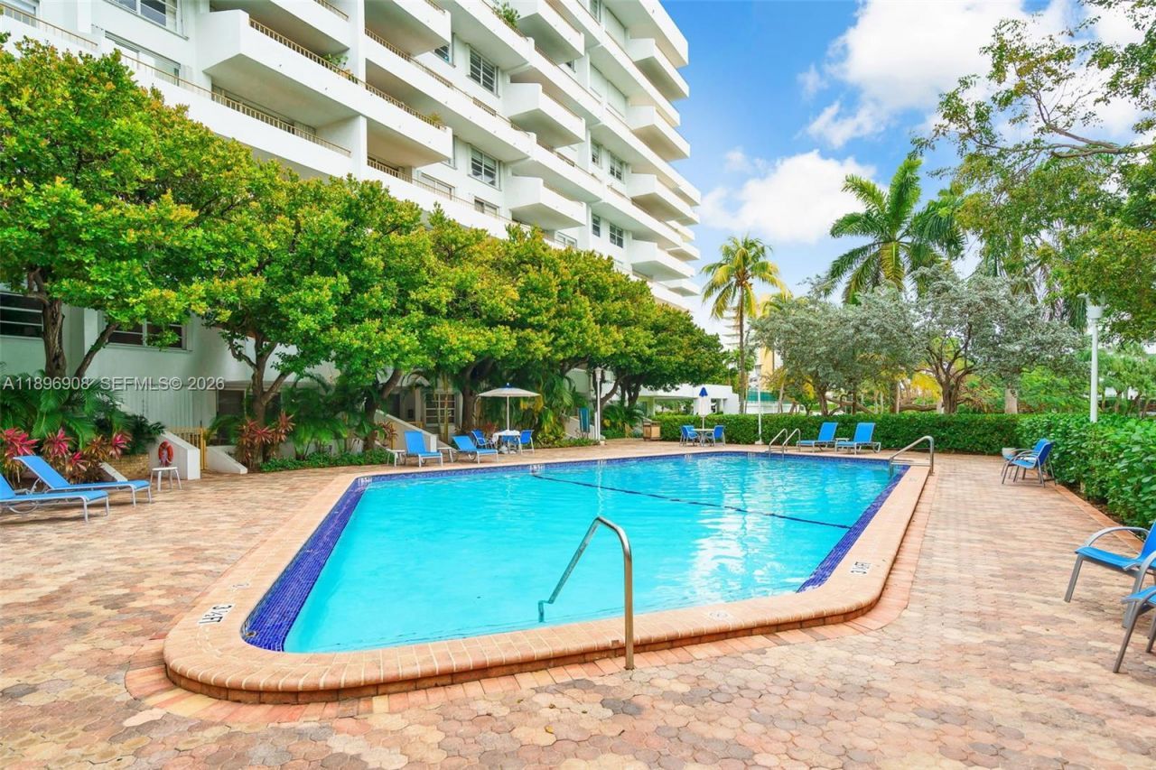 155 Ocean Lane Dr, Unit 302, Key Biscayne, FL 33149 Photo