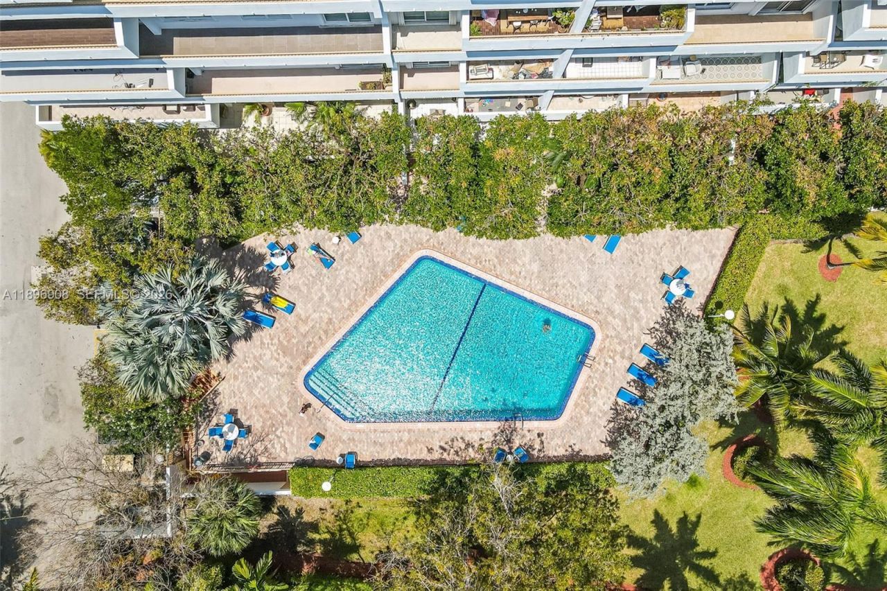 155 Ocean Lane Dr, Unit 302, Key Biscayne, FL 33149 Photo