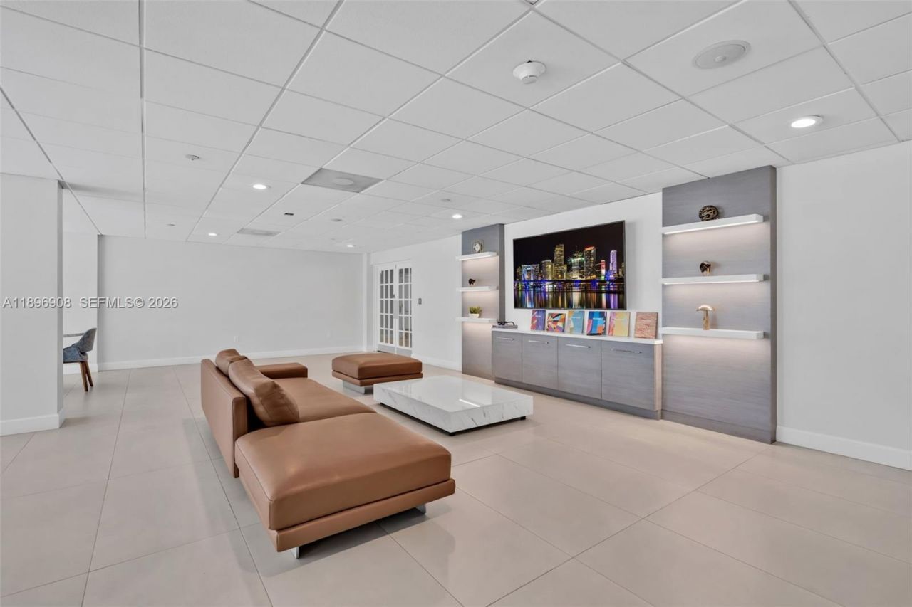155 Ocean Lane Dr, Unit 302, Key Biscayne, FL 33149 Photo