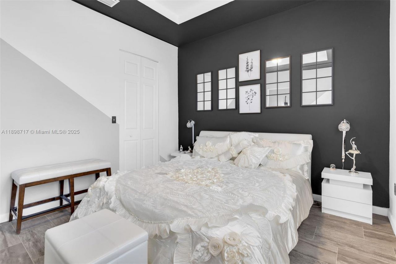 4289 NE 10th Ct, Homestead, FL 33033 Photo