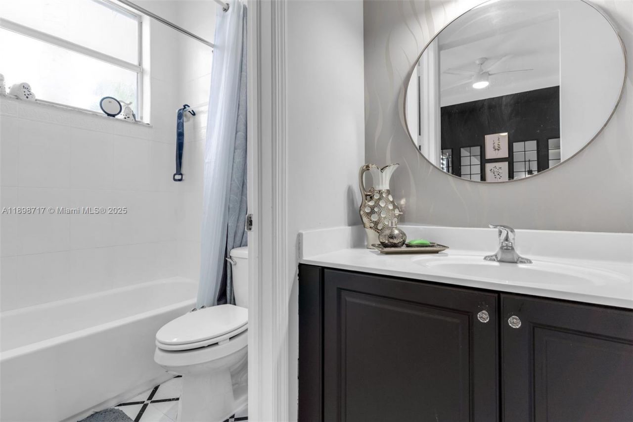 4289 NE 10th Ct, Homestead, FL 33033 Photo