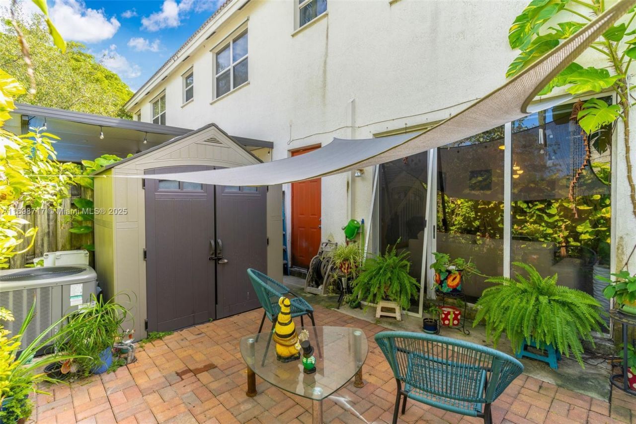 4289 NE 10th Ct, Homestead, FL 33033 Photo