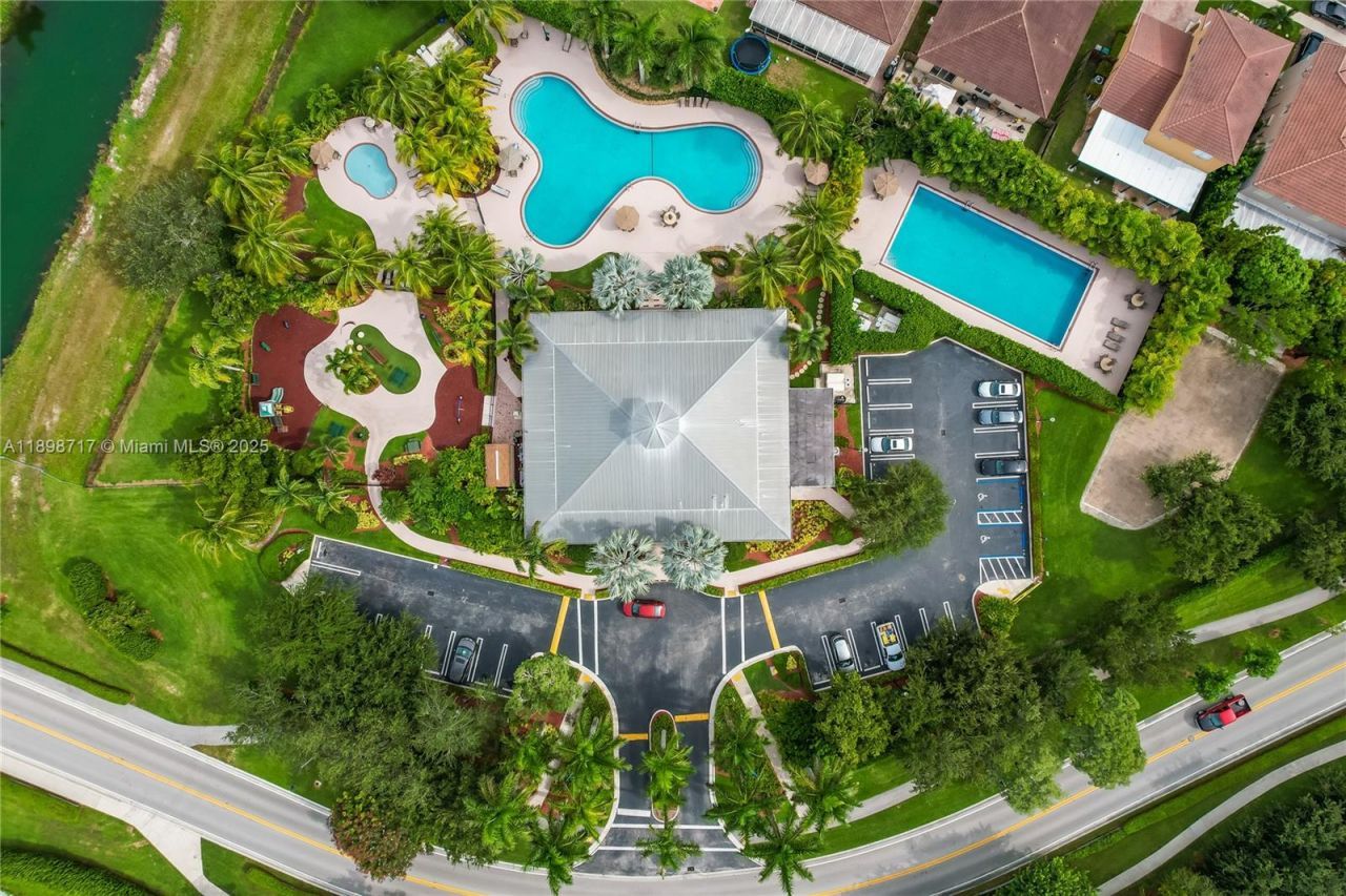 4289 NE 10th Ct, Homestead, FL 33033 Photo