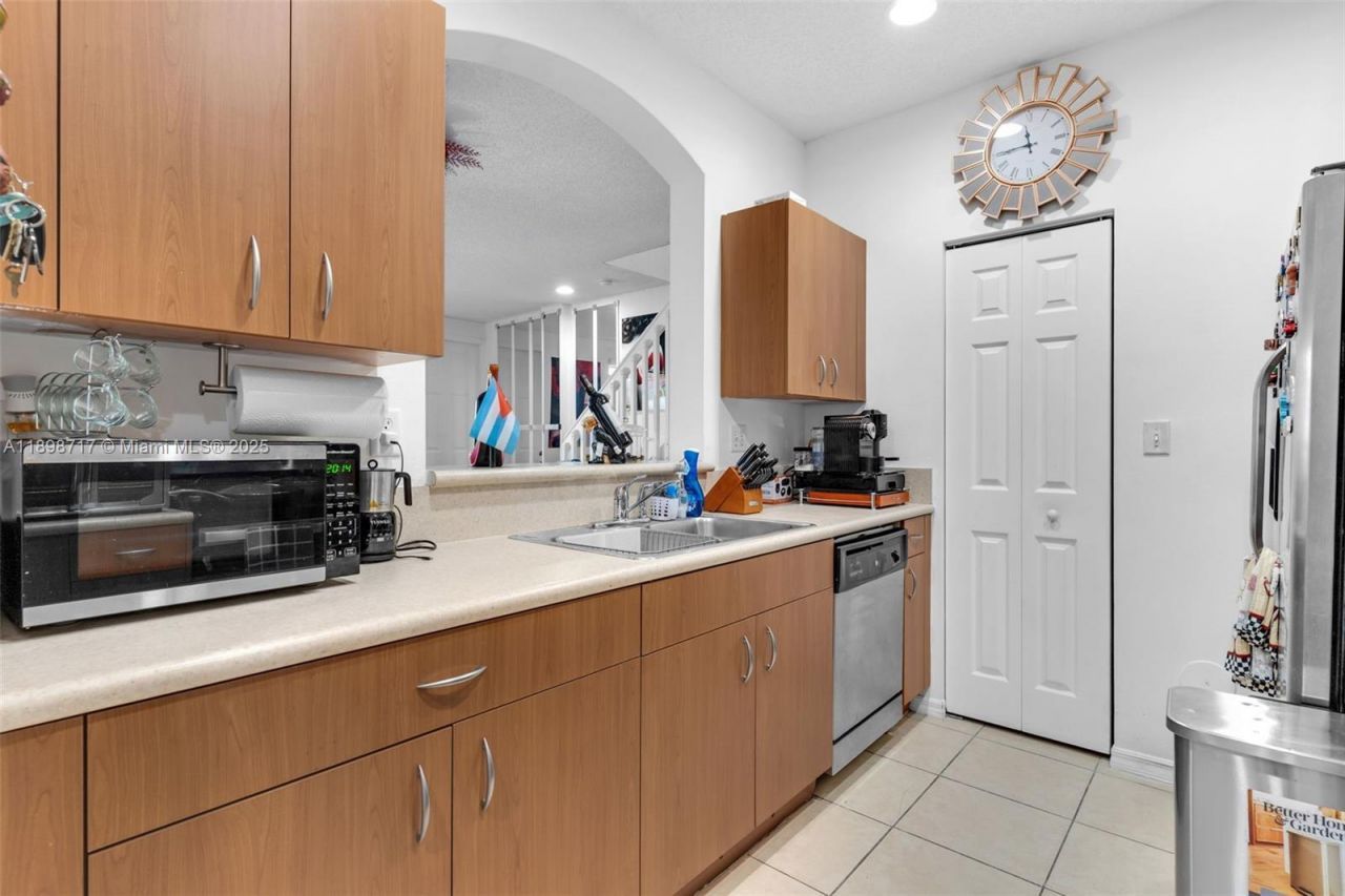 4289 NE 10th Ct, Homestead, FL 33033 Photo