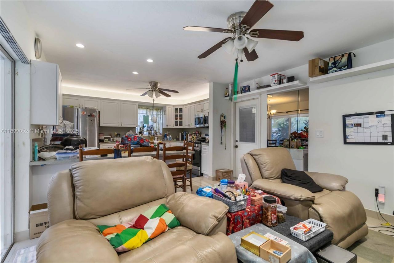 12410 SW 106th Ter, Miami, FL 33186 Photo