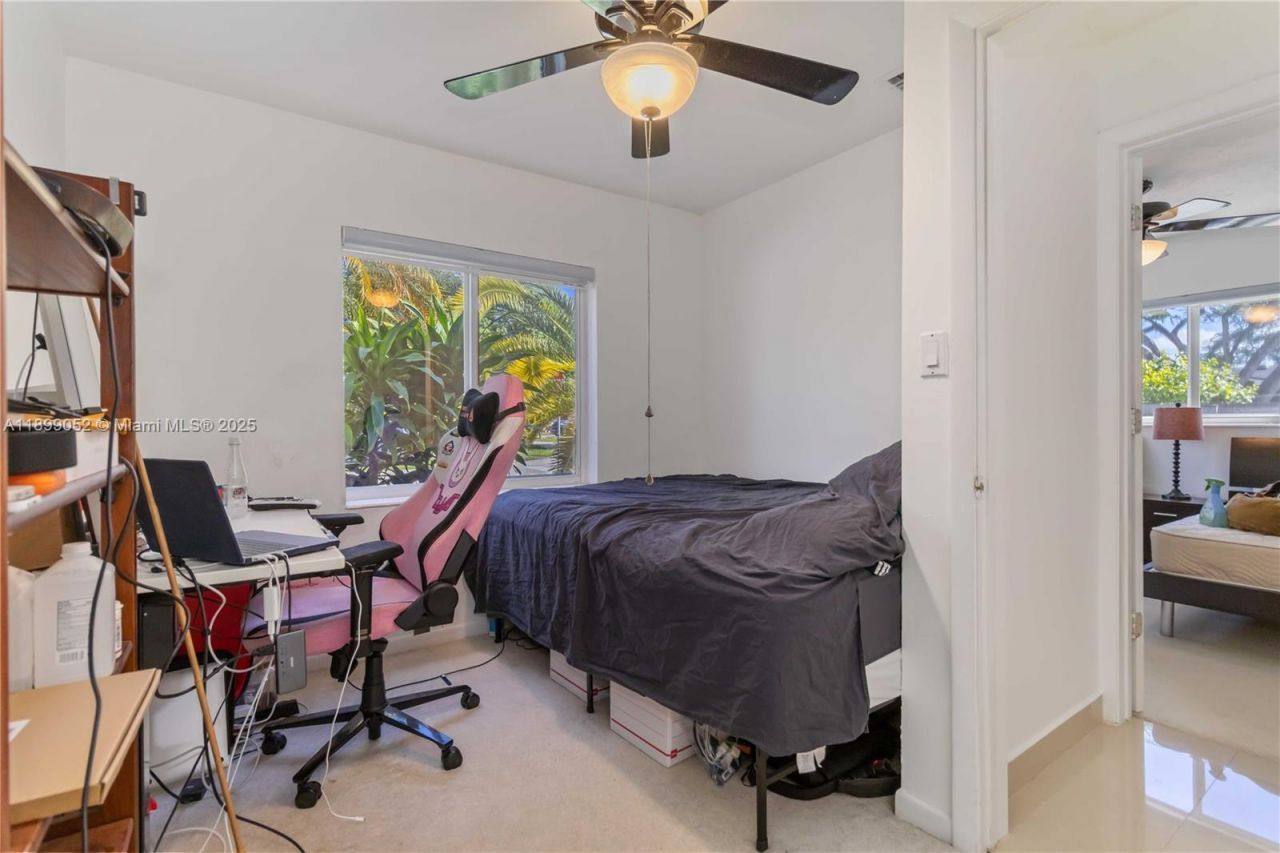 12410 SW 106th Ter, Miami, FL 33186 Photo