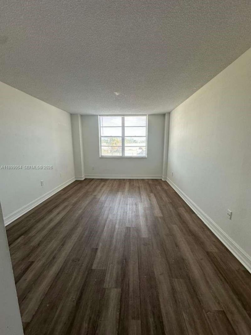 15600 NW 7th Ave, Unit 204, Miami, FL 33169 Photo