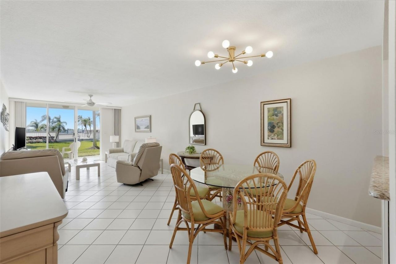 6021 Bahia Del Mar Circle, Unit 137, Saint Petersburg, FL 33715 Photo