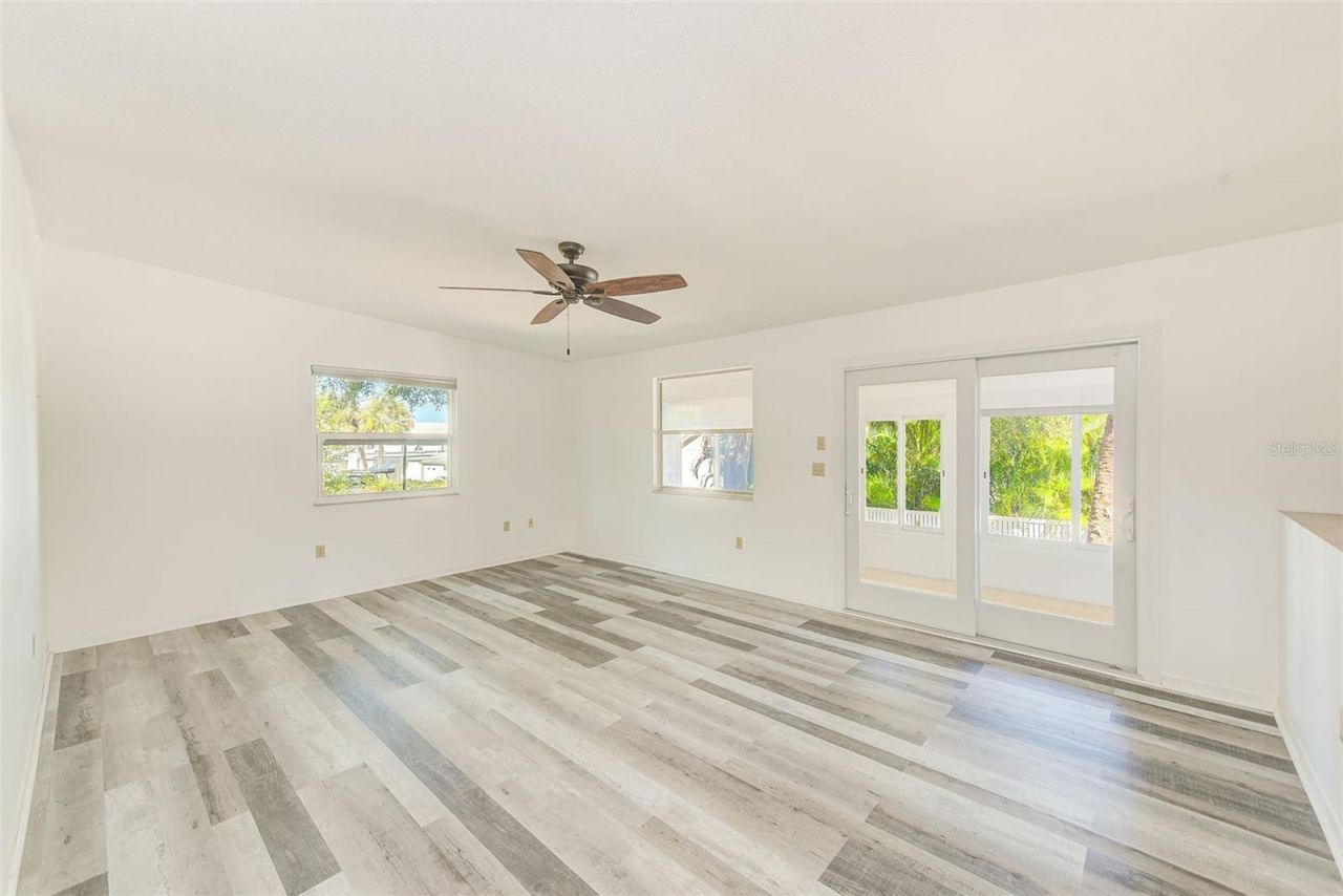 104 S Mayo Street, Crystal Beach, FL 34681 Photo