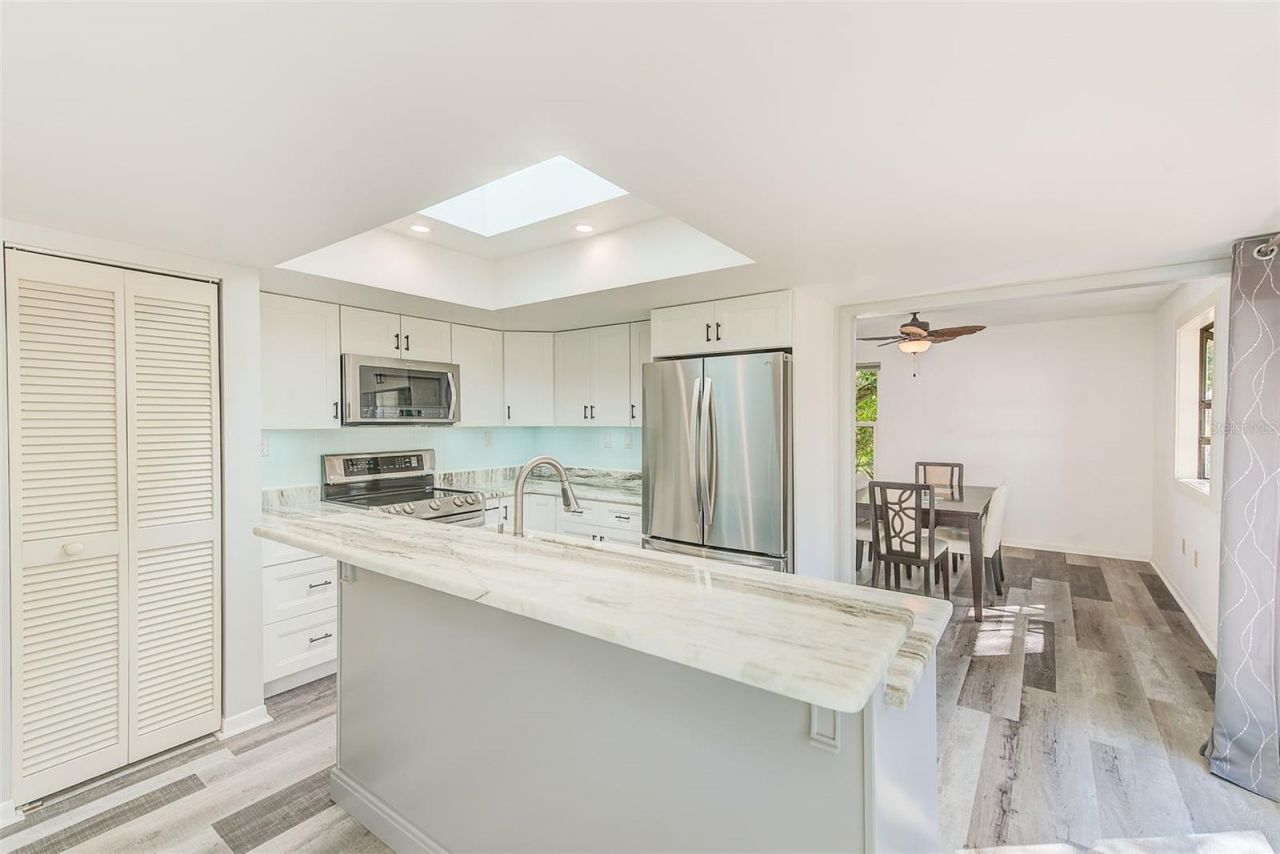 104 S Mayo Street, Crystal Beach, FL 34681 Photo