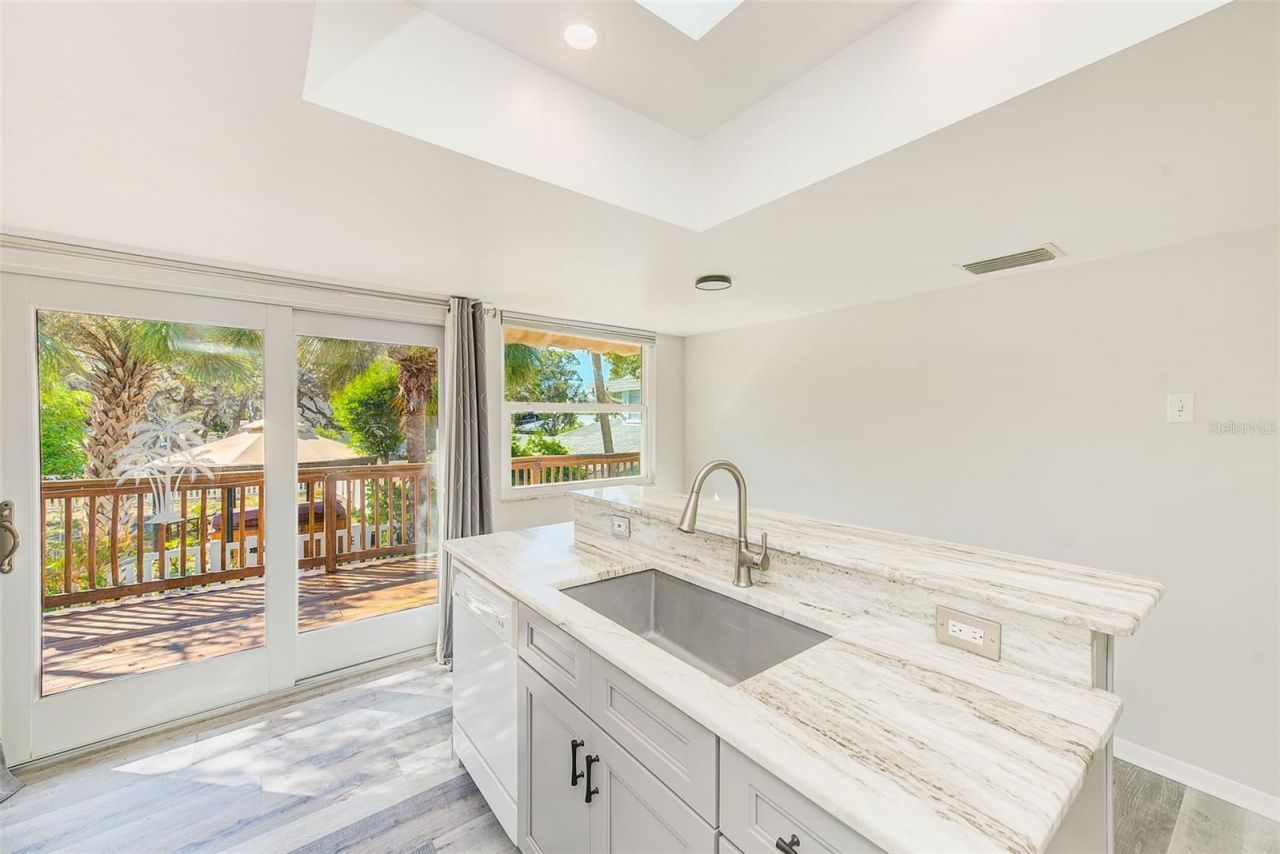 104 S Mayo Street, Crystal Beach, FL 34681 Photo