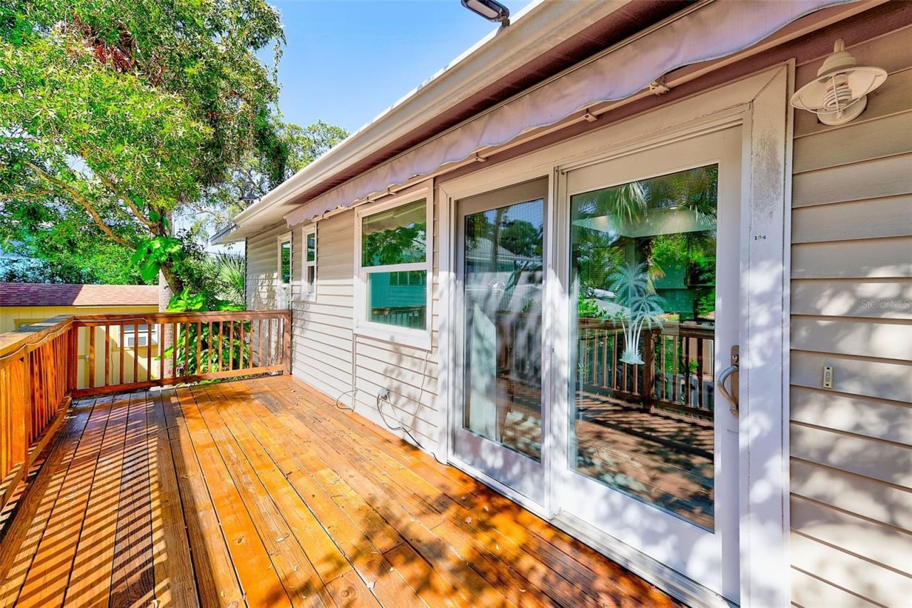 104 S Mayo Street, Crystal Beach, FL 34681 Photo