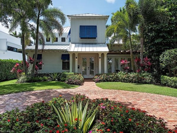 354 1st AVE N, NAPLES, FL 34102