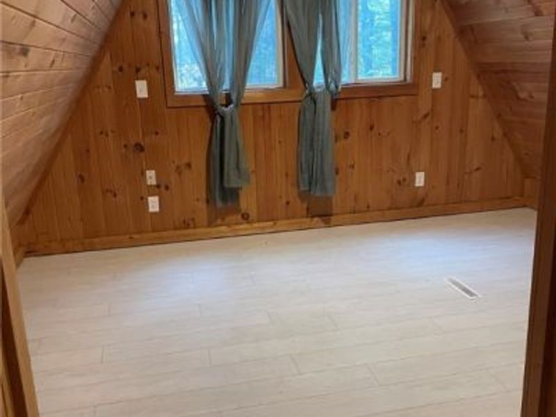 940 Long Shadow Lane, Roaming Shores, OH 44085 Photo 11