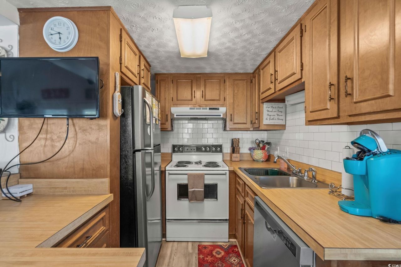 6001 - Z16 South Kings Hwy. Photo 13