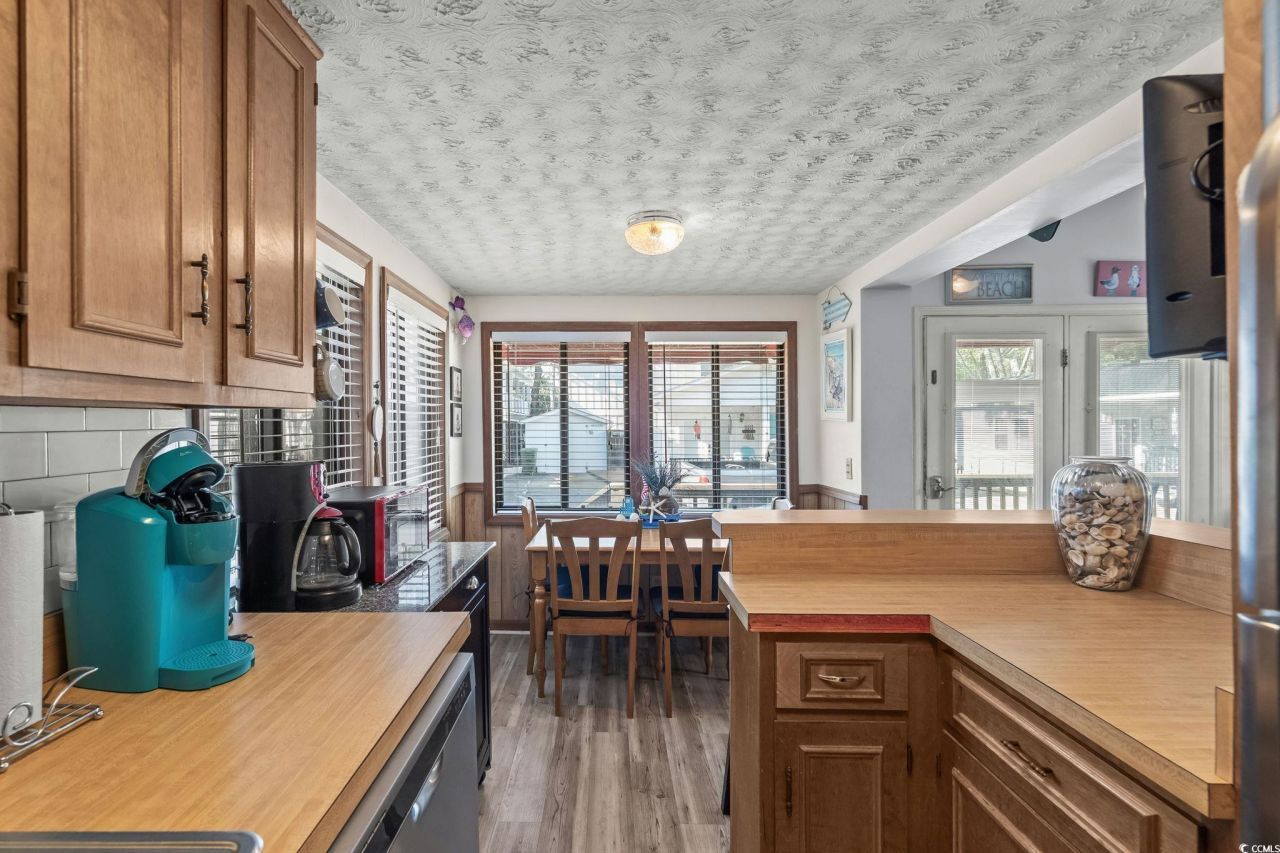 6001 - Z16 South Kings Hwy. Photo 15