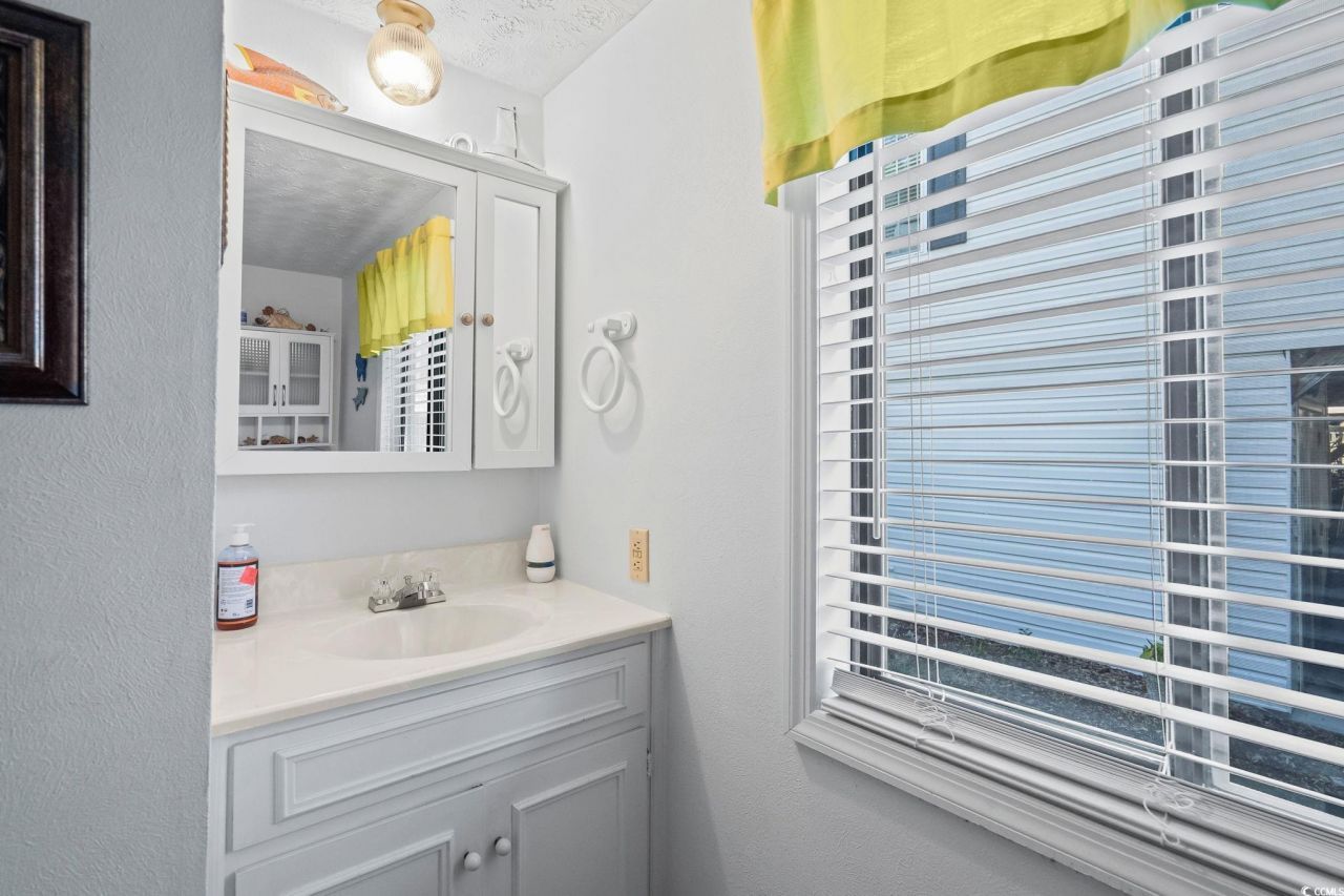 6001 - Z16 South Kings Hwy. Photo 25