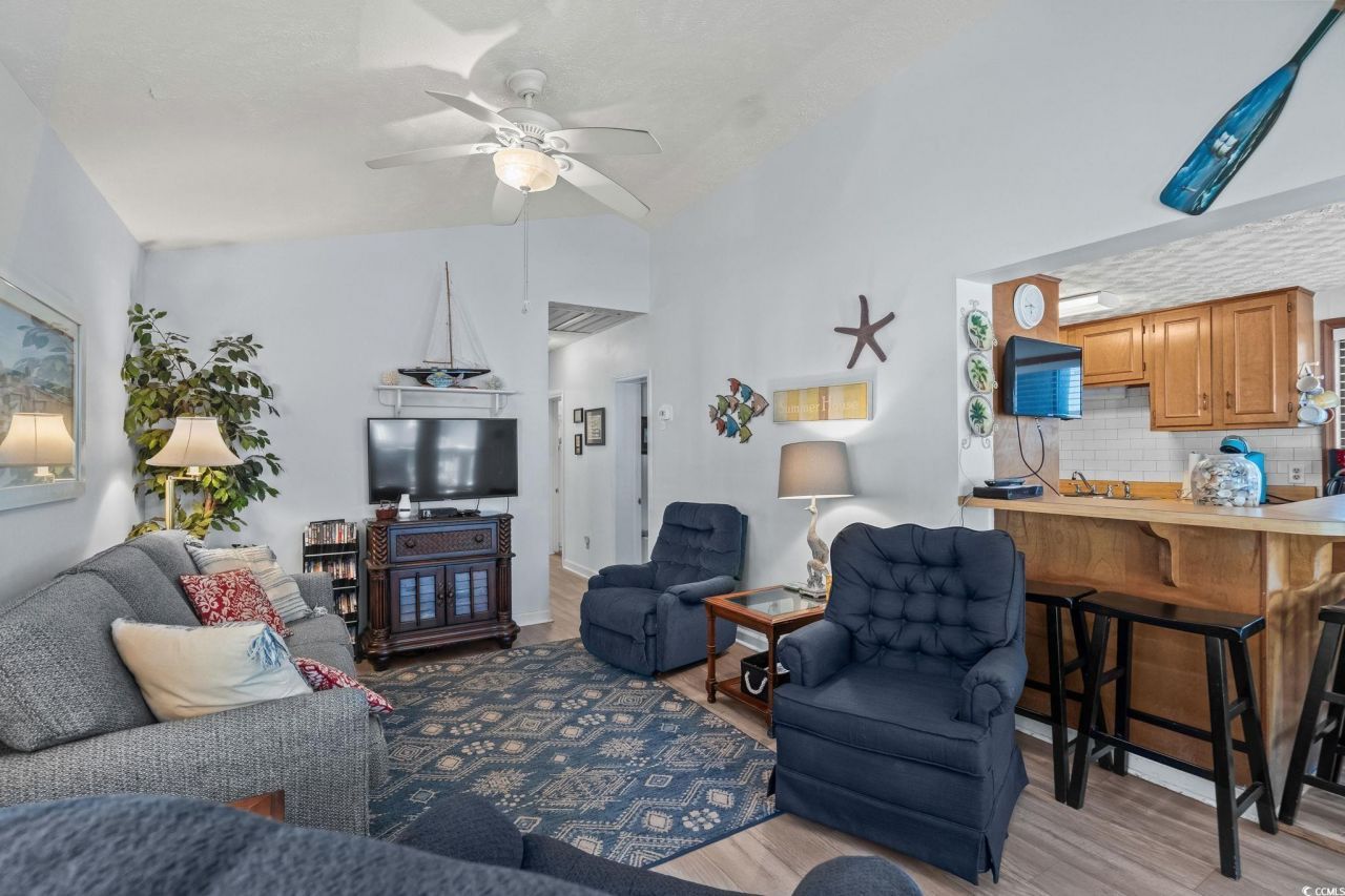 6001 - Z16 South Kings Hwy. Photo 8