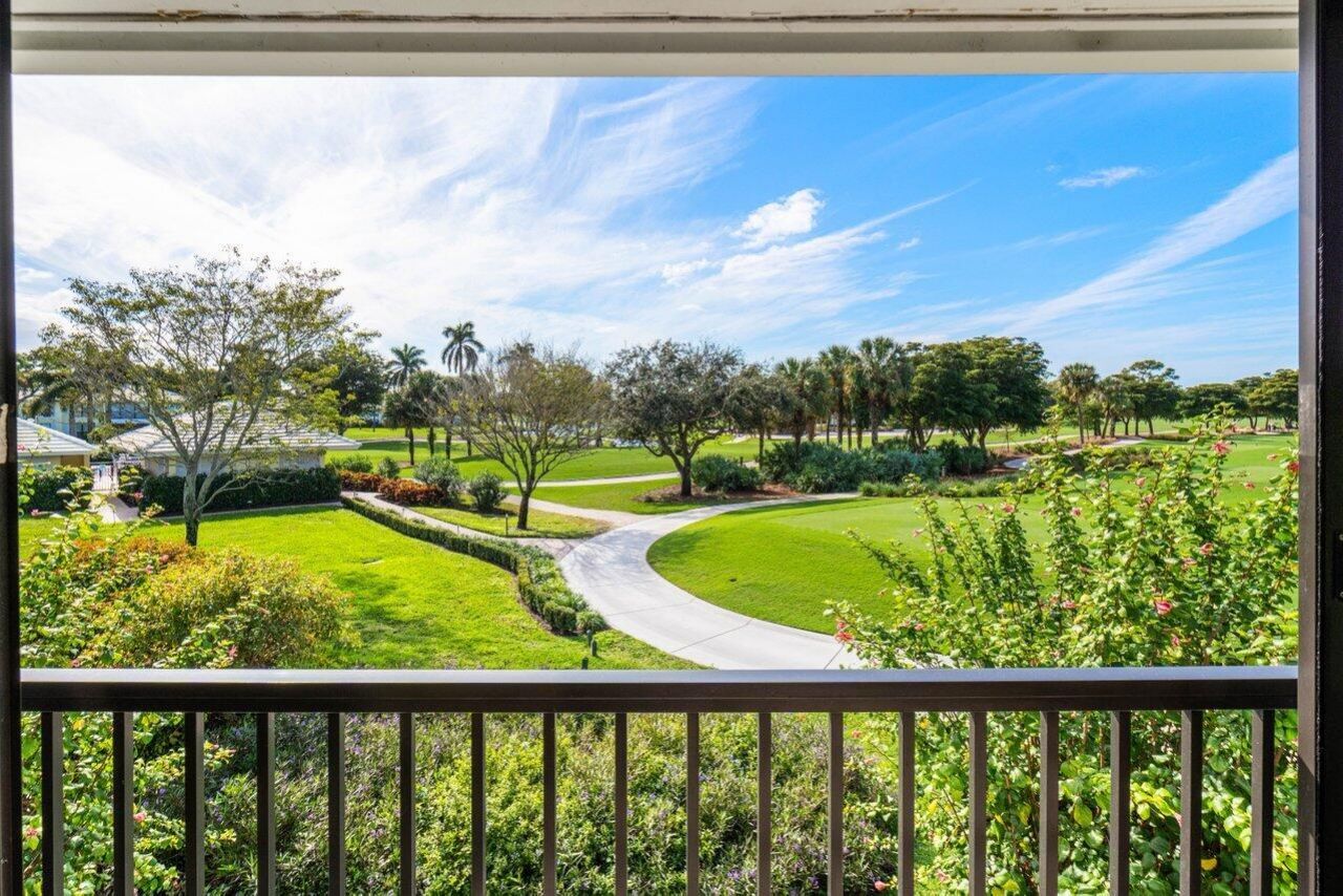 3715 Quail Ridge Drive, Unit Bobwhite B, Boynton Beach, FL 33436 Photo