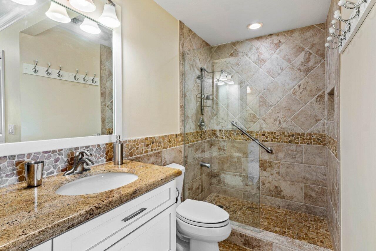 3715 Quail Ridge Drive, Unit Bobwhite B, Boynton Beach, FL 33436 Photo