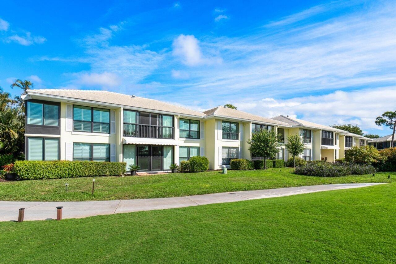3715 Quail Ridge Drive, Unit Bobwhite B, Boynton Beach, FL 33436 Photo